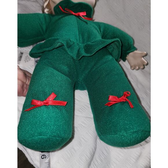 Precious Moments Nikki 1995 Christmas Doll Porcelain Head Hands - Picture 6 of 6